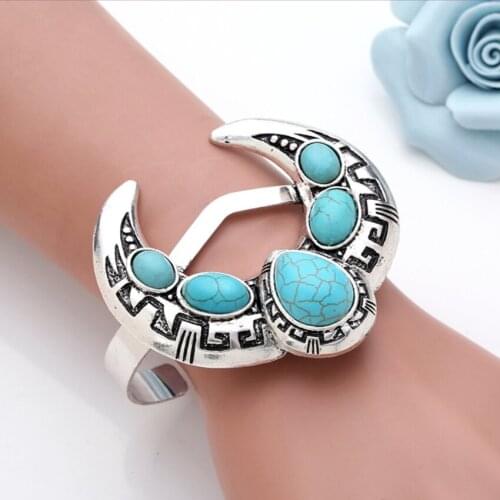 Silver Plated Alloy Ox Head with Green Turquoises Stone Open Bangle for Women Ethnic Style Jewelry