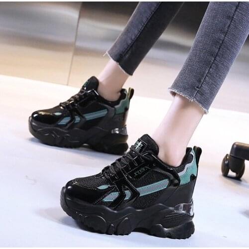 2021 Vulcanize Womens Sneakers Height Increasing Zapatillas Air Mesh Female Platform Shoe Breathable Sports Running Shoes spring