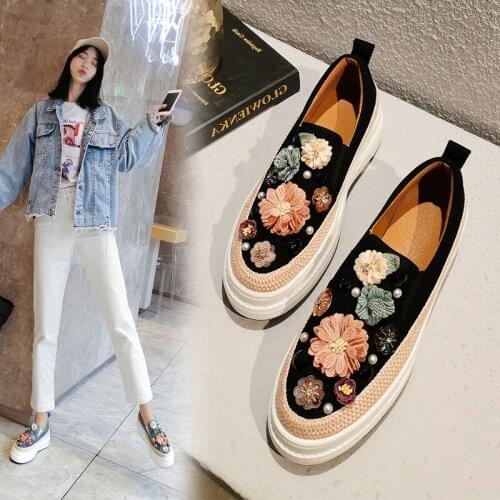 Flower Sequins Platform Loafers Womens Shoes 2021 Autumn Cow Leather Casual Flats Shoes Embroider Flowers Leisure Sneakers