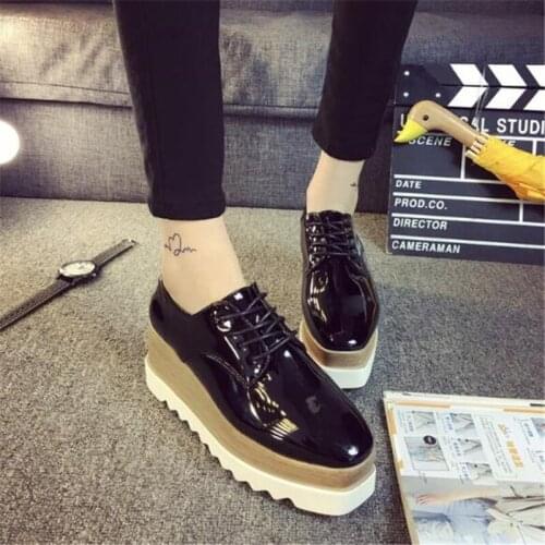 New womens casual shoes fashion thick-soled wedges lightweight and comfortable casual walking shoes womens laces