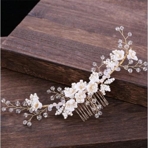 Romantic Stunning White Floral Headpiece Bridal Gold Hair Comb Piece Pearls Women Prom Party Hair Jewelry Wedding Accessories