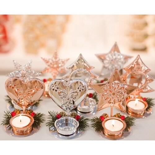 2pcsNew Christmas decoration iron Christmas decoration Candlestick red fruit pine cone Candlestick table decoration