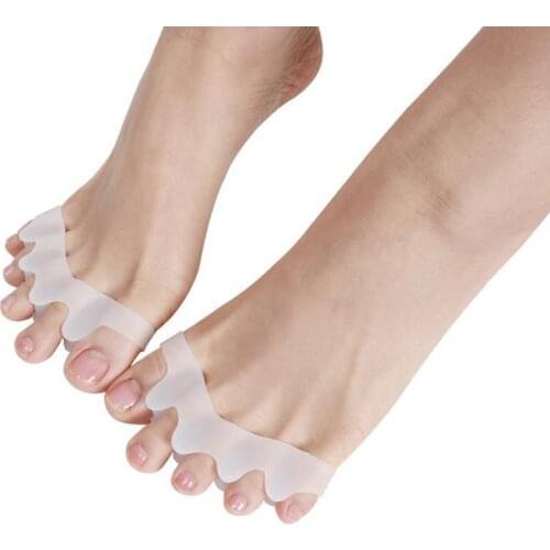 Toe Separator Correction Hallux Valgus Corrector 2PCS Silicone Orthopedic Hammer Separator Straightener Spreader Foot Care Tool