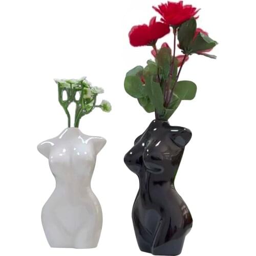 Ceramic Sculpture Vase, Human Body Art Female Figure Home Dried Flower Decoration 17 * 15 * 11