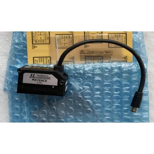 KEYENCE laser sensor IL-030 brand new original