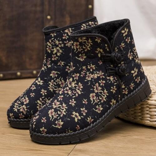 New Old Beijing Cloth Shoes Womens Plus Size Warm Cotton Boots Middle-aged Elderly Snow Boots Female Mother Shoes Cotton Shoes