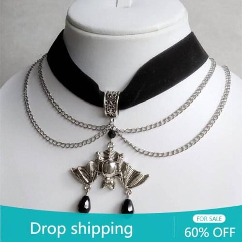 Goth Black Velvet Choker Bat Necklace Victorian Gorgeous Rock Charm Gorgeous Punk Jewelry Fashion Party Women Halloween Gift