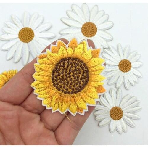 50pcs/lot Embroidered Sunflower Iron On Sew On Clothes Patch DIY Jeans Coats Bags Appliques Handmade flower Shirt badge