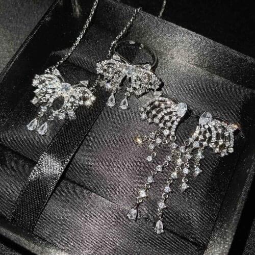 Luxury Butterfly Jewelry Sets Party Elegant Charm Ring Womens Unusual Tassel Drop Earrings For Wedding Valentines Gift Necklace