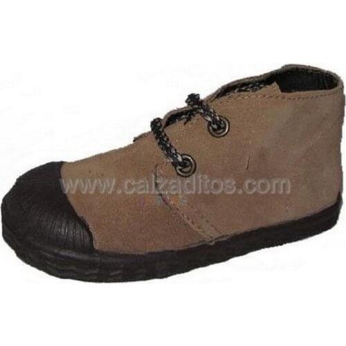 Kaid & Izo ankle boots in brown with lace up beige