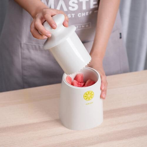 1Pc Ceramic Orange Juicer Portable Manual Lid Rotation Citrus Drink Orange Tangerin Lime Fruit Juicer Squeezer New Kitchen Tools