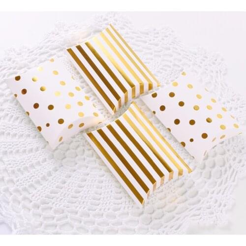 50pcs/lot New Pillow Box Ribbon Bow Gold Foil White Paper Pouch Kraft Paper box Wedding Favors Gift Boxes Wedding Party Supply