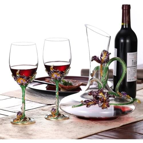 Wholesale Custom Handmade Pressed Personalized Elegant Embossed Wedding Colored Glass Goblet Wine Glass