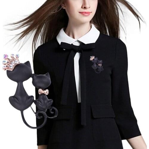 Smooth Black Mother Daughter Cats Brooches Crystal Crown Queen Corsages Hijab Pin Women Hats Scarf Suit Brooch Clothes Buckles