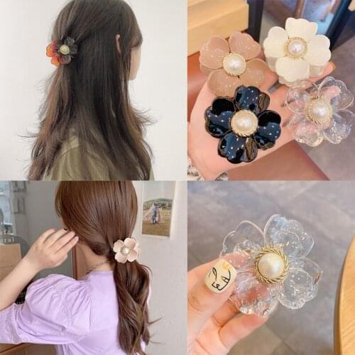 Flower Shape Big Pearls Hair Claw Clips For Women Acrylic Hair Clip Barrette Hairpin Girls Styling Hair Accessories
