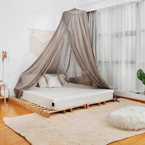 Radiation shielding mosquito net