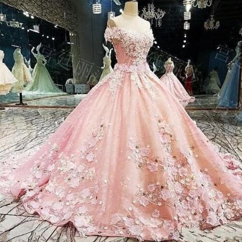 2021 Luxury Ball Gown Quinceanera Dresses Off the Shoulder Lace Appliques Crystal Beaded 3D Flowers Sweet 16 robes de soirée