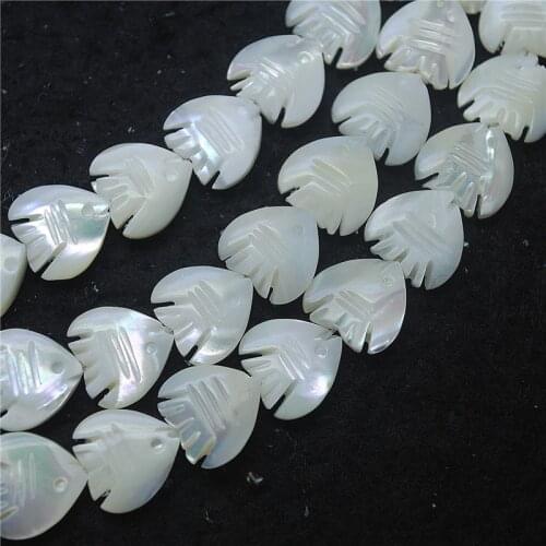 36PCS Nature Saltwater Shell Beads Mother Of Pearl Strings Fish Shape 12x12MM For Womens Bracelets Making Accessories Free Ships