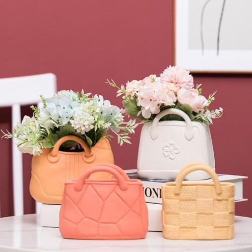 Home Decor Ceramic Vase Nordic Home Decoration Living Room Decoration Flower Pot Desktop Flower Arrangement Handbag Vases