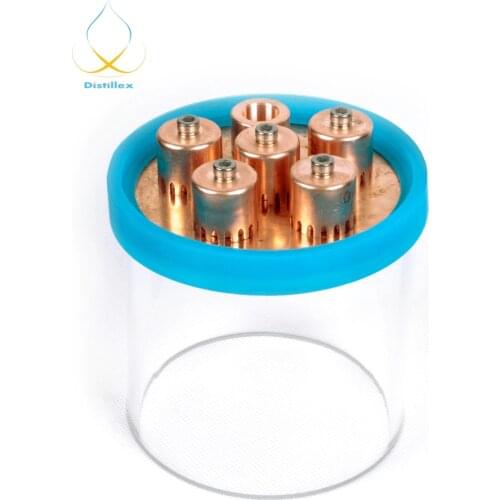 Glass bubble plates section with copper bubble plate for distillation