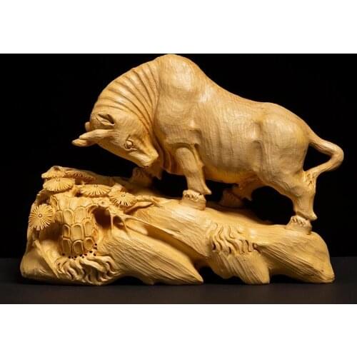 Chinese Style Charging Bull Wealth Animal Sculpture Crafts Lucky Bulls Gothic Boxwood Miniature Creative Feng Shui Ornaments