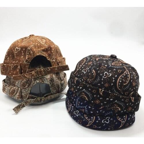 New Womens Skullcap Personality Retro Cashew Floral Printed Landlord Hat Male Double Buckle Yuppie Hats Hip-hop Couple Sun Caps