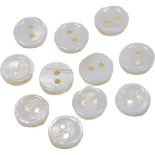 20pcs 10mm 2 holes Natural color shell Button Decorative Sewing Shirt Buttons Flatback Scrapbooking Crafts Sewing Accessories