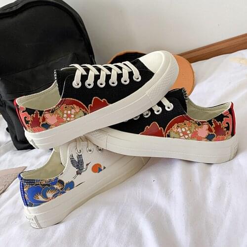 New Arrival Womens Board Shoes for 2021 Sumemr Chinese Style Printing Females Canvas Shoes Crossover Strap Ladys Casual Shoes