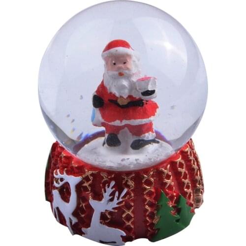 Resin Decoration hot sale Wholesale resin crafts cheap custom Resin Christmas decoration low price Snow crystal ball