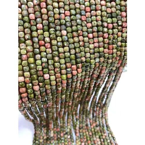 Natural green 4x4 corner cutting cube accessories accessories semi-finished JEWELRY beads DIY boutique 38 cm long