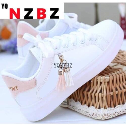 Mesh white shoes ladies fashion breathable shoes students Korean casual shoes sports shoes flat shoes womens shoes