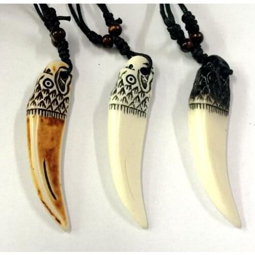 FREE SHIPPING yqtdmy Wholesale Jewelry 12pcs/LOT Imitation Yak Bone Carved Eagle Head Pendant Necklace Lucky Gift