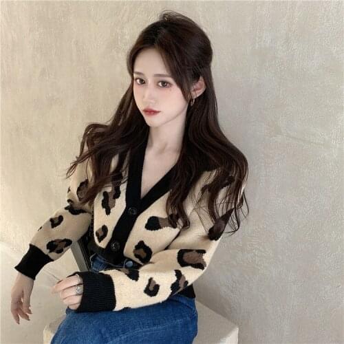 Leopard print T-shirt womens autumn 2021 new Korean style with small cardigan and loose short sleeves