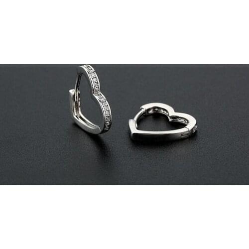 1 Pair Fashion Crystal Heart Hoop Earrings for Women Geometric Rhinestones Earrings Statement Party Jewelry Gifts