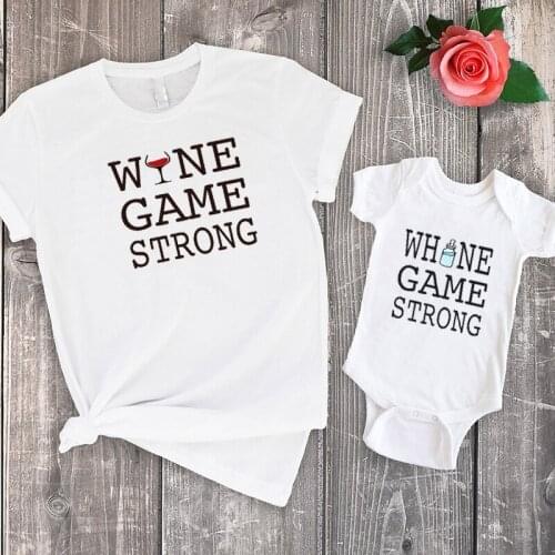 Wine Game Strong Mom Tee Letter Fashion Whine Game Strong Baby Tshirt Family Look Mommy Me Family Matching Clothes