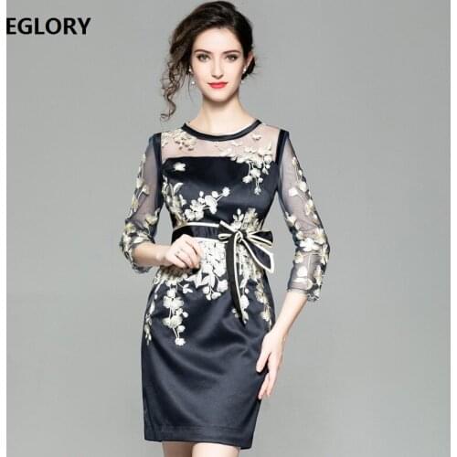 2018 Autumn Fashion Cocktail Party Women Dress Tulle Mesh Embroidery Three Quarter Sleeve Bodycon Sheath Dress Vestidos De Festa