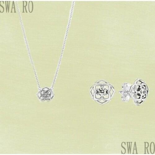 2021 Mothers Day New Classic Rose Petal Noble Necklace Earring Set, Exquisite Fashion Jewelry For Wife And Mom Holiday Gift