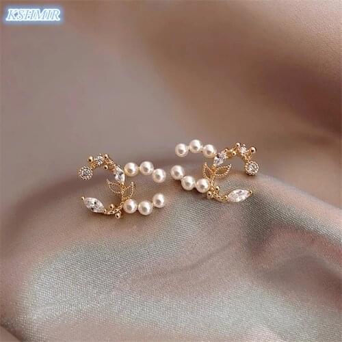 2021 new Classic Pearl Flower Earrings unique and unusual C-shaped jewelry elegant lady Earrings sexy girls party accessories