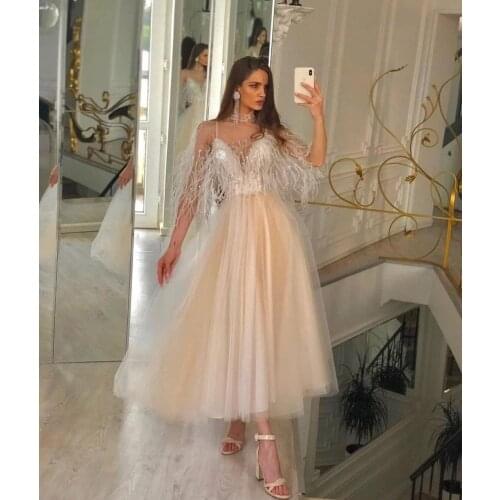 Elegant A-Line Short Tulle Evening Dresses with Feathers Tea Length Zipper Pleated Middle East Formal Party Dress for Women