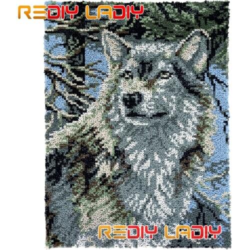 Latch Hook Rug Kits Forest Wolf Plush Wall Hangings DIY Carpet Rug Chunky Yarn Arts Cushion Crocheted Floor Mat Hobby & Crafts