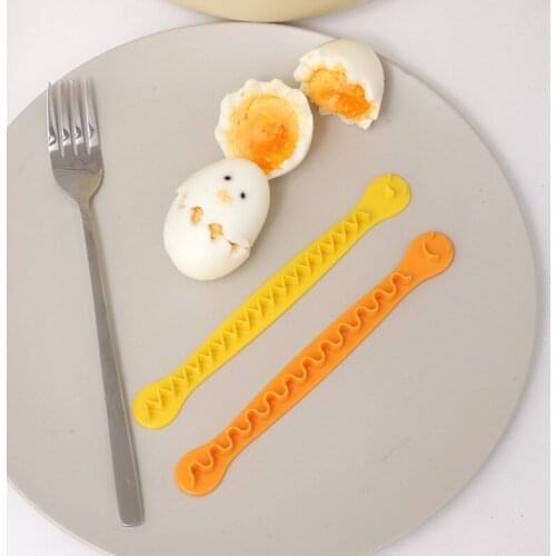 2PCS/set Creative Egg Cutter Mold Kitchen Boiled Eggs Ideas Bento Mold Lace Eggs Slicer Carving Lace Cutting Egg Cutter Cocina