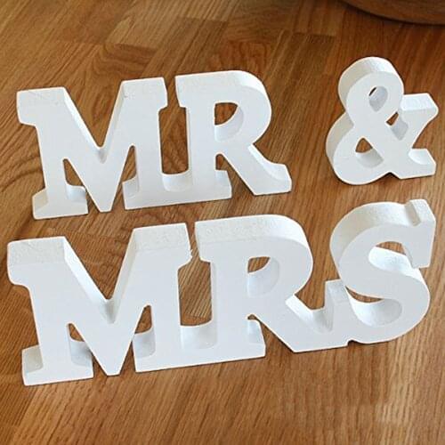 Home Accessories Wooden Mr & Mrs Wedding Props Wooden Craftwork English Letter Ornaments Wedding Supplies Decorations for Home