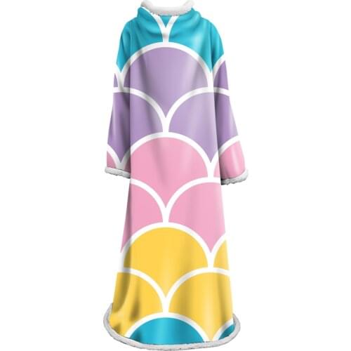 Mermaid Scales Sherpa Blanket With Sleeve for Girls Geometric Pattern Colorful Velet Blanket for Home Travel Nap Blanket