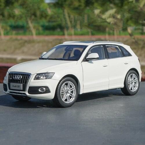 1/18 alloy casting car model original VW Audi Q5 collection decoration holiday gift Children toys