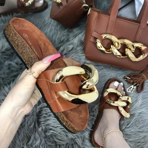 New Designer Cork Shoes Slippers Women Metal Chain Pleated PU Leather Ladies Handbags Fancy Cloud Shoulder Bag Slides Set