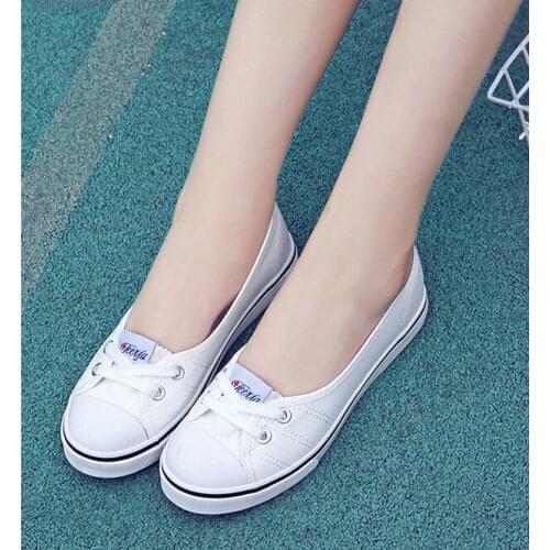 Hot Women Shoes Canvas Shoes Comfortable Shoes Slip-on Korean Tide Students Set Foot Flat Shoes Flat Shoes Women