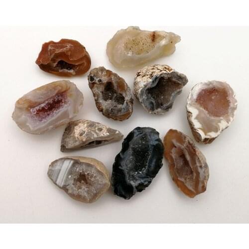 Fashion 12pcs No Hole Agates Different size Crystal geode Raw Rock Mineral Energy Natural Quartz Reiki Healing Decoration Crafts