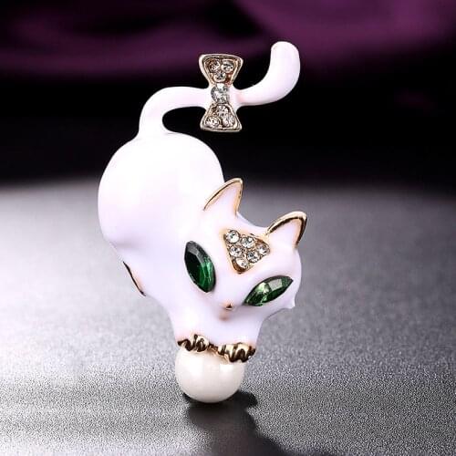 Zlxgirl jewelry fashion women Cartoon White Scarf Cat Brooches Women Alloy Animal Brooch Pins Bag Hat Accessories Gifts pins