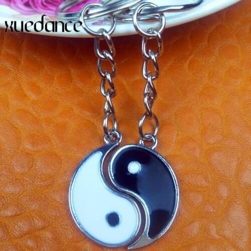 2 PC Chinese Taoism sign ancient Eight Diagrams key chain vintage tai ji yin yang pattern keychain charming jewelry accessories