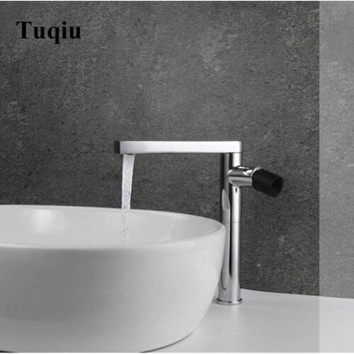 New Basin Faucet Single Lever Rotation Modern Brass Mixer Tap Bathroom Basin Water Sink Mixer Chrome Black